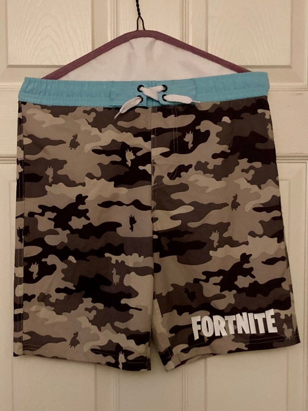 BOYS SZ L (10/12) Swim Board Shorts, Excellent Condition, Fortnite, Grey Camo